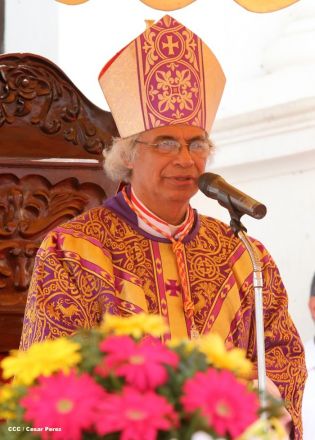 Jubiloso pueblo de Matagalpa recibe al Cardenal Leopoldo Brenes  