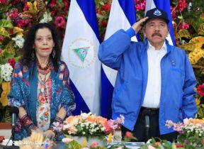 Presidente-Comandante Daniel en comunicación con las Familias Nicaragüenses