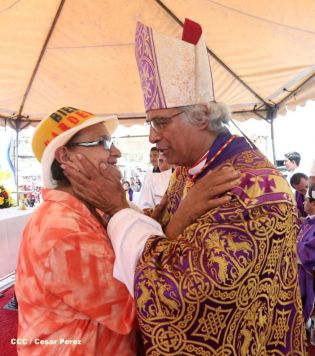 Jubiloso pueblo de Matagalpa recibe al Cardenal Leopoldo Brenes  