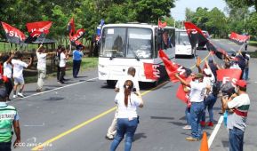 Segunda flota de buses rusos, porque  aquí Todos los Triunfos son del Pueblo!