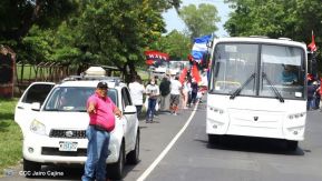Segunda flota de buses rusos, porque  aquí Todos los Triunfos son del Pueblo!