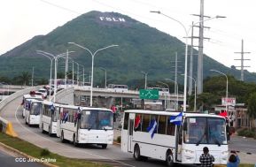 Segunda flota de buses rusos, porque  aquí Todos los Triunfos son del Pueblo!