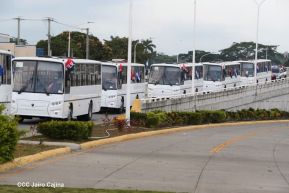 Segunda flota de buses rusos, porque  aquí Todos los Triunfos son del Pueblo!