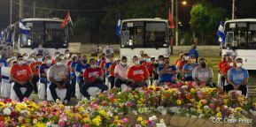 250 Buses Nuevos para el Pueblo: Obras de Amor, Obras de Buen Corazón 