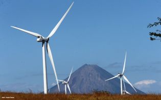 Presidente Daniel inaugura Parque Eólico “Comandante Camilo Ortega” en Rivas