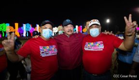 250 Buses Nuevos para el Pueblo: Obras de Amor, Obras de Buen Corazón 