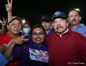 250 Buses Nuevos para el Pueblo: Obras de Amor, Obras de Buen Corazón 
