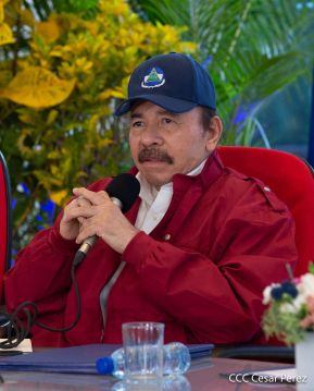 Reunión del Presidente Daniel Ortega y Compañera Rosario con el Presidente de Honduras Juan Orlando Hernández