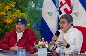 Reunión del Presidente Daniel Ortega y Compañera Rosario con el Presidente de Honduras Juan Orlando Hernández