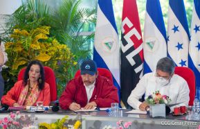 Reunión del Presidente Daniel Ortega y Compañera Rosario con el Presidente de Honduras Juan Orlando Hernández