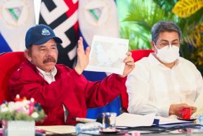 Reunión del Presidente Daniel Ortega y Compañera Rosario con el Presidente de Honduras Juan Orlando Hernández