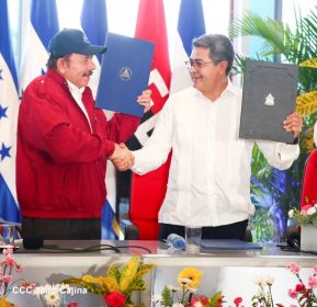 Reunión del Presidente Daniel Ortega y Compañera Rosario con el Presidente de Honduras Juan Orlando Hernández