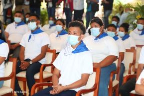 Presidente Daniel Ortega y Compañera Rosario Murillo ejercen su derecho al voto