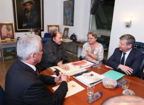 Comandante Daniel recibe mensaje del Presidente de la Federación de Rusia, Compañero Vladimir Putin