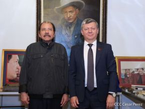 Comandante Daniel recibe mensaje del Presidente de la Federación de Rusia, Compañero Vladimir Putin