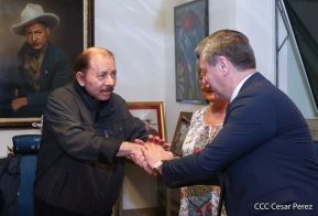 Comandante Daniel recibe mensaje del Presidente de la Federación de Rusia, Compañero Vladimir Putin