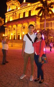 Familias disfrutan ambientes mariano y navideño en Avenida Bolívar y Plaza de la Revolución