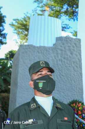 Acto en conmemoración del Día del Soldado de la Patria