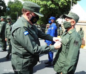 Acto en conmemoración del Día del Soldado de la Patria