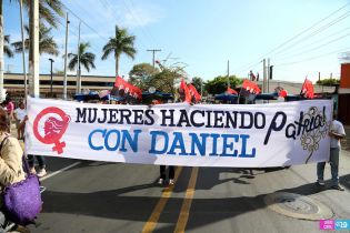 Mujeres en Victorias realizan caminata en Distrito IV