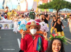 ¡Un Fin de Semana Enorme, Grande, de tanta Fiesta!