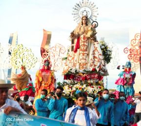 ¡Un Fin de Semana Enorme, Grande, de tanta Fiesta!