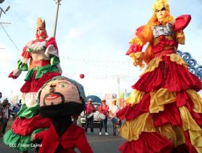 ¡Un Fin de Semana Enorme, Grande, de tanta Fiesta!