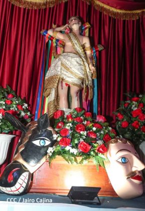 ¡Un Fin de Semana Enorme, Grande, de tanta Fiesta!