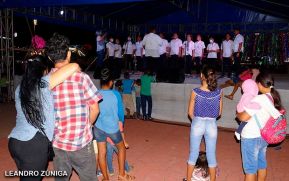 ¡Un Fin de Semana Enorme, Grande, de tanta Fiesta!