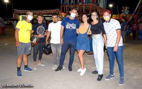 ¡Un Fin de Semana Enorme, Grande, de tanta Fiesta!