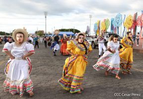 ¡Un Fin de Semana Enorme, Grande, de tanta Fiesta!
