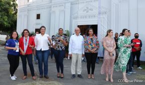 ¡Un Fin de Semana Enorme, Grande, de tanta Fiesta!