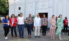 ¡Un Fin de Semana Enorme, Grande, de tanta Fiesta!