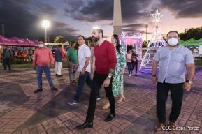 ¡Un Fin de Semana Enorme, Grande, de tanta Fiesta!