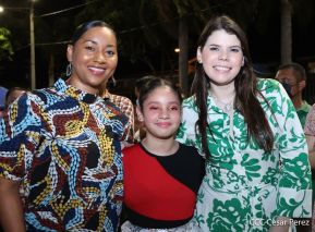 ¡Un Fin de Semana Enorme, Grande, de tanta Fiesta!