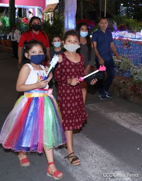 ¡Un Fin de Semana Enorme, Grande, de tanta Fiesta!