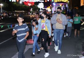 ¡Un Fin de Semana Enorme, Grande, de tanta Fiesta!