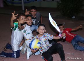 ¡Un Fin de Semana Enorme, Grande, de tanta Fiesta!