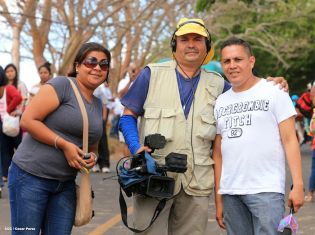 Cardenal Brenes participa de Viacrucis en Carazo