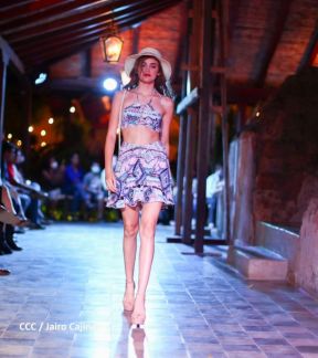 Granada exhibe lo mejor de la creatividad en el diseño, arte y la moda