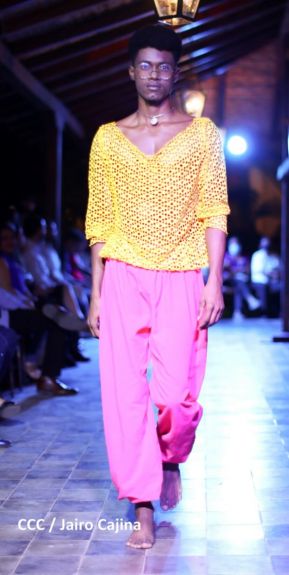 Granada exhibe lo mejor de la creatividad en el diseño, arte y la moda