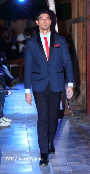 Granada exhibe lo mejor de la creatividad en el diseño, arte y la moda