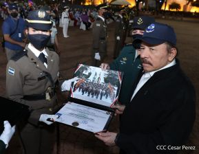 XXVI Graduación de Oficiales del Centro Superior de Estudios Militares