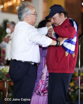 Juramentación del Pueblo Presidente