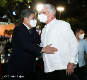 Juramentación del Pueblo Presidente