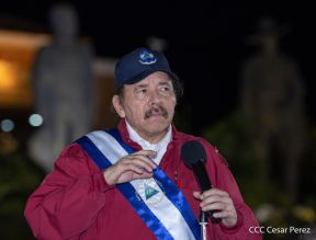 Juramentación del Pueblo Presidente