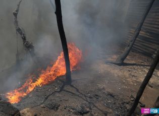 Cinco casas totalmente quemadas en barrio La Arenera de Ciudad Sandino