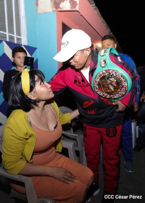 Román "Chocolatito" González:  "Este título no es solo mío, también es de ustedes”