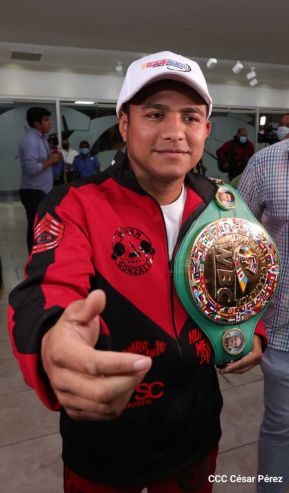 Román "Chocolatito" González:  "Este título no es solo mío, también es de ustedes”