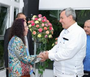 Encuentro del Presidente Daniel Ortega y Vicepresidenta Rosario Murillo con Presidente del BCIE